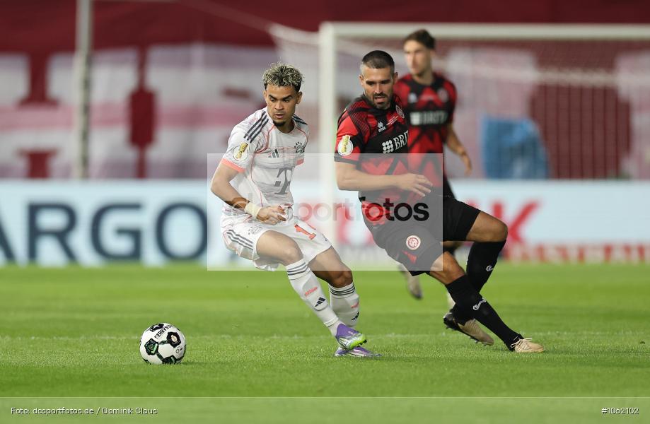 FC Bayern München, SV Wehen Wiesbaden, Pokal, DFB-Pokal, Voetball, Sport, Le Football, Germany, Futbol, Fotball, Fussball, Deutschland, DFL, DFB, Calcio, 2025/26, Saison 2025/2026 - Bild-ID: 1062102