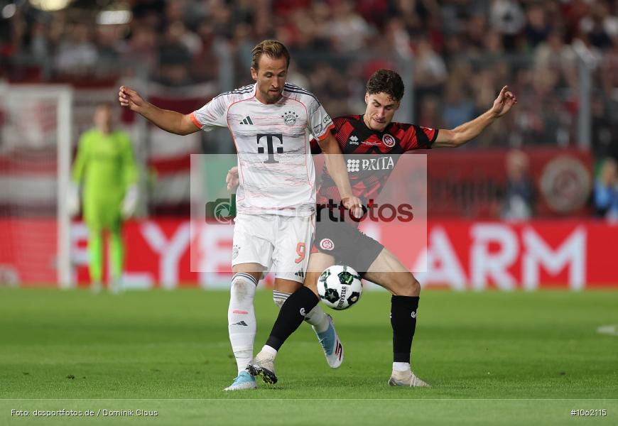 FC Bayern München, SV Wehen Wiesbaden, Pokal, DFB-Pokal, Voetball, Sport, Le Football, Germany, Futbol, Fotball, Fussball, Deutschland, DFL, DFB, Calcio, 2025/26, Saison 2025/2026 - Bild-ID: 1062115