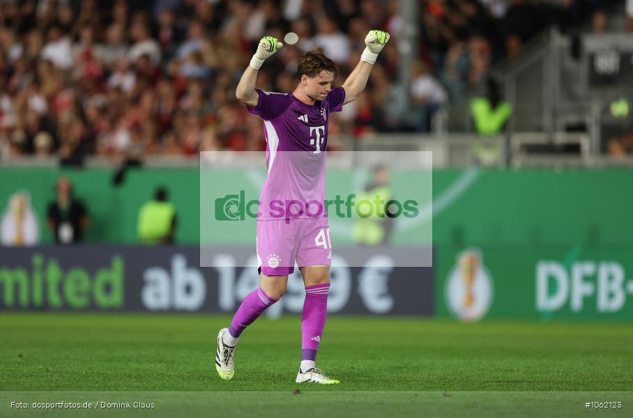 FC Bayern München, SV Wehen Wiesbaden, Pokal, DFB-Pokal, Voetball, Sport, Le Football, Germany, Futbol, Fotball, Fussball, Deutschland, DFL, DFB, Calcio, 2025/26, Saison 2025/2026 - Bild-ID: 1062123