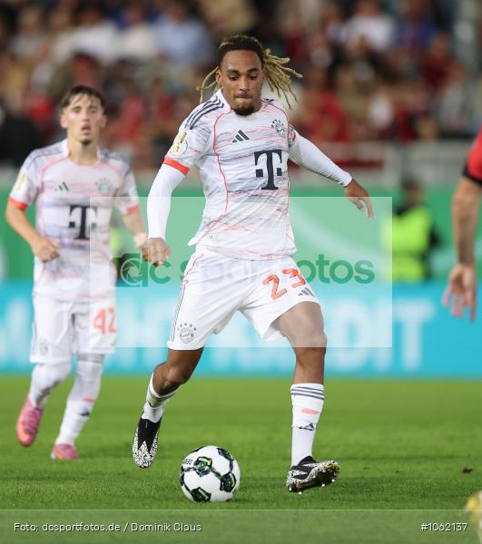 FC Bayern München, SV Wehen Wiesbaden, Pokal, DFB-Pokal, Voetball, Sport, Le Football, Germany, Futbol, Fotball, Fussball, Deutschland, DFL, DFB, Calcio, 2025/26, Saison 2025/2026 - Bild-ID: 1062137