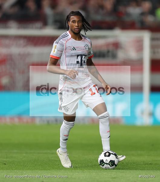 FC Bayern München, SV Wehen Wiesbaden, Pokal, DFB-Pokal, Voetball, Sport, Le Football, Germany, Futbol, Fotball, Fussball, Deutschland, DFL, DFB, Calcio, 2025/26, Saison 2025/2026 - Bild-ID: 1062140