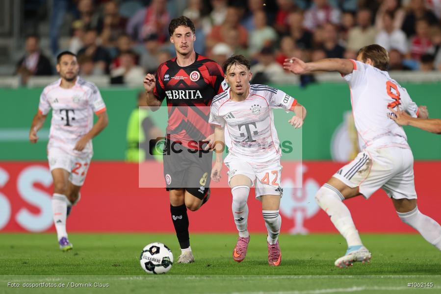 FC Bayern München, SV Wehen Wiesbaden, Pokal, DFB-Pokal, Voetball, Sport, Le Football, Germany, Futbol, Fotball, Fussball, Deutschland, DFL, DFB, Calcio, 2025/26, Saison 2025/2026 - Bild-ID: 1062145