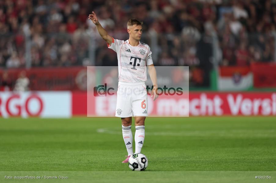 FC Bayern München, SV Wehen Wiesbaden, Pokal, DFB-Pokal, Voetball, Sport, Le Football, Germany, Futbol, Fotball, Fussball, Deutschland, DFL, DFB, Calcio, 2025/26, Saison 2025/2026 - Bild-ID: 1062156