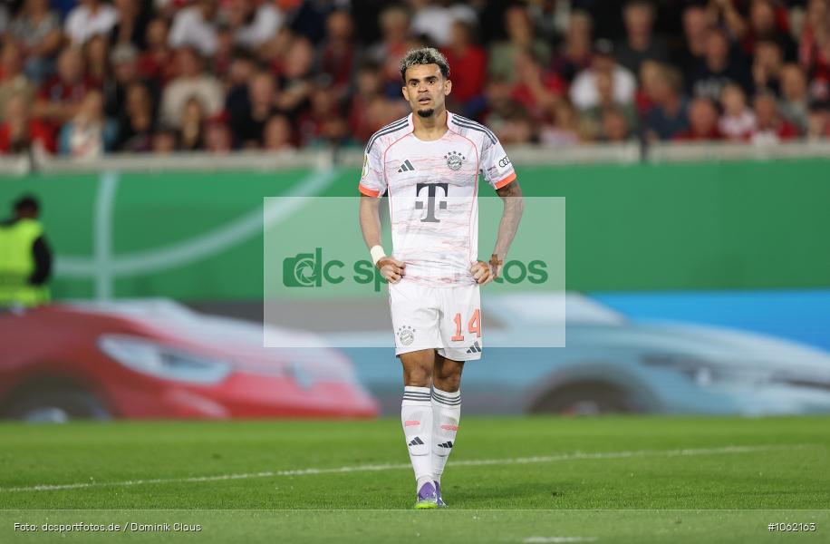 FC Bayern München, SV Wehen Wiesbaden, Pokal, DFB-Pokal, Voetball, Sport, Le Football, Germany, Futbol, Fotball, Fussball, Deutschland, DFL, DFB, Calcio, 2025/26, Saison 2025/2026 - Bild-ID: 1062163