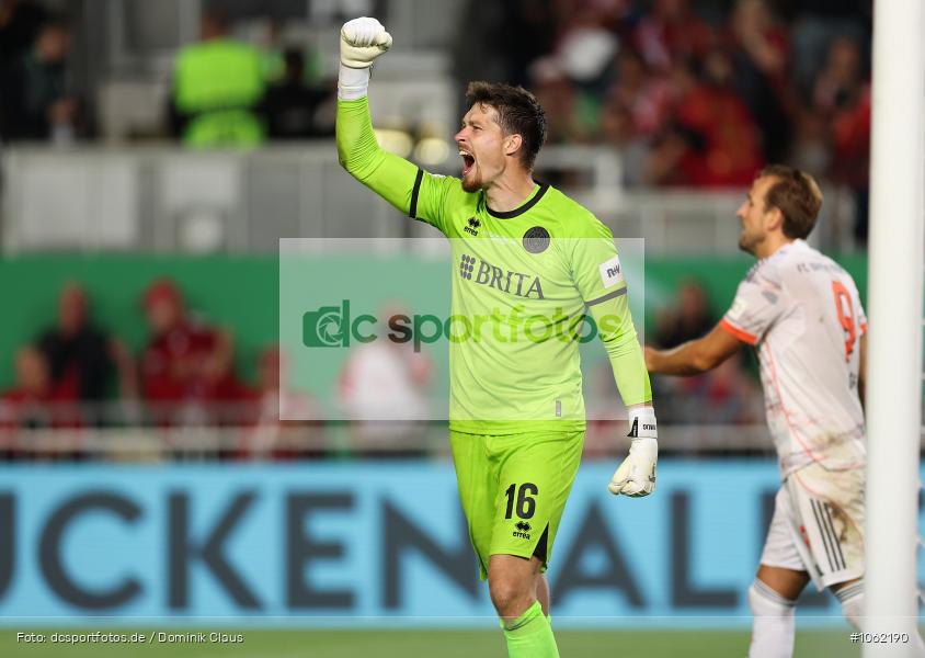 FC Bayern München, SV Wehen Wiesbaden, Pokal, DFB-Pokal, Voetball, Sport, Le Football, Germany, Futbol, Fotball, Fussball, Deutschland, DFL, DFB, Calcio, 2025/26, Saison 2025/2026 - Bild-ID: 1062190