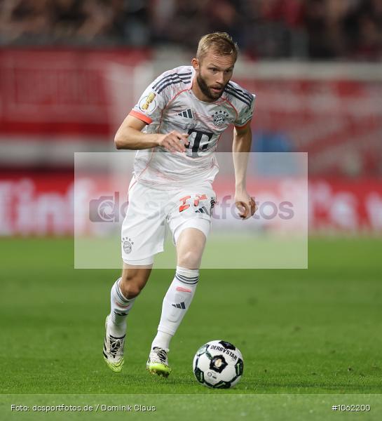FC Bayern München, SV Wehen Wiesbaden, Pokal, DFB-Pokal, Voetball, Sport, Le Football, Germany, Futbol, Fotball, Fussball, Deutschland, DFL, DFB, Calcio, 2025/26, Saison 2025/2026 - Bild-ID: 1062200