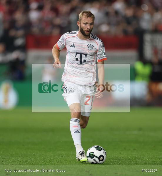 FC Bayern München, SV Wehen Wiesbaden, Pokal, DFB-Pokal, Voetball, Sport, Le Football, Germany, Futbol, Fotball, Fussball, Deutschland, DFL, DFB, Calcio, 2025/26, Saison 2025/2026 - Bild-ID: 1062207