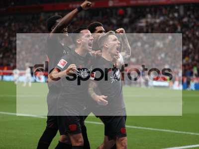 Fotos von Bayer 04 Leverkusen - Eintracht Frankfurt auf dcsportfotos.de
