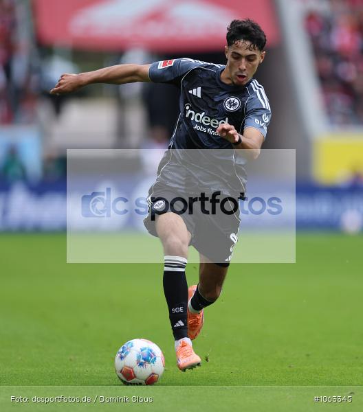 Eintracht Frankfurt, SC Freiburg, 1. Bundesliga, Bundesliga, Voetball, Sport, Le Football, Germany, Futbol, Fotball, Fussball, Deutschland, DFL, DFB, Calcio, 2025/26, Saison 2025/2026 - Bild-ID: 1063345