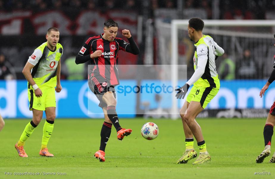 Borussia Dortmund, Eintracht Frankfurt, Bundesliga, Voetball, Sport, Le Football, Germany, Futbol, Fotball, Fussball, Deutschland, DFL, DFB, Calcio, 2025/26, Saison 2025/2026 - Bild-ID: 1065778