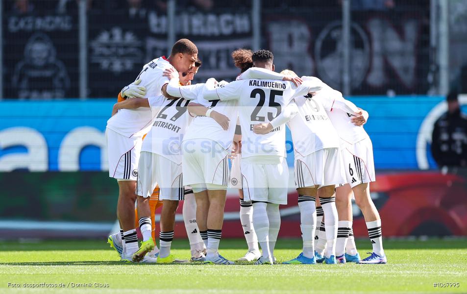 Eintracht Frankfurt, VfL Wolfsburg, 1. Bundesliga, Bundesliga, Voetball, Sport, Le Football, Germany, Futbol, Fotball, Fussball, Deutschland, DFL, DFB, Calcio, 2025/26, Saison 2025/2026 - Bild-ID: 1067995