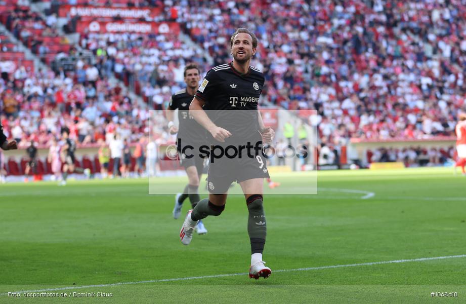 FC Bayern München, 1. FSV Mainz 05, Liga, Bundesliga, Voetball, Sport, Le Football, Germany, Futbol, Fotball, Fussball, Deutschland, DFL, DFB, Calcio, 2025/26, Saison 2025/2026 - Bild-ID: 1068618